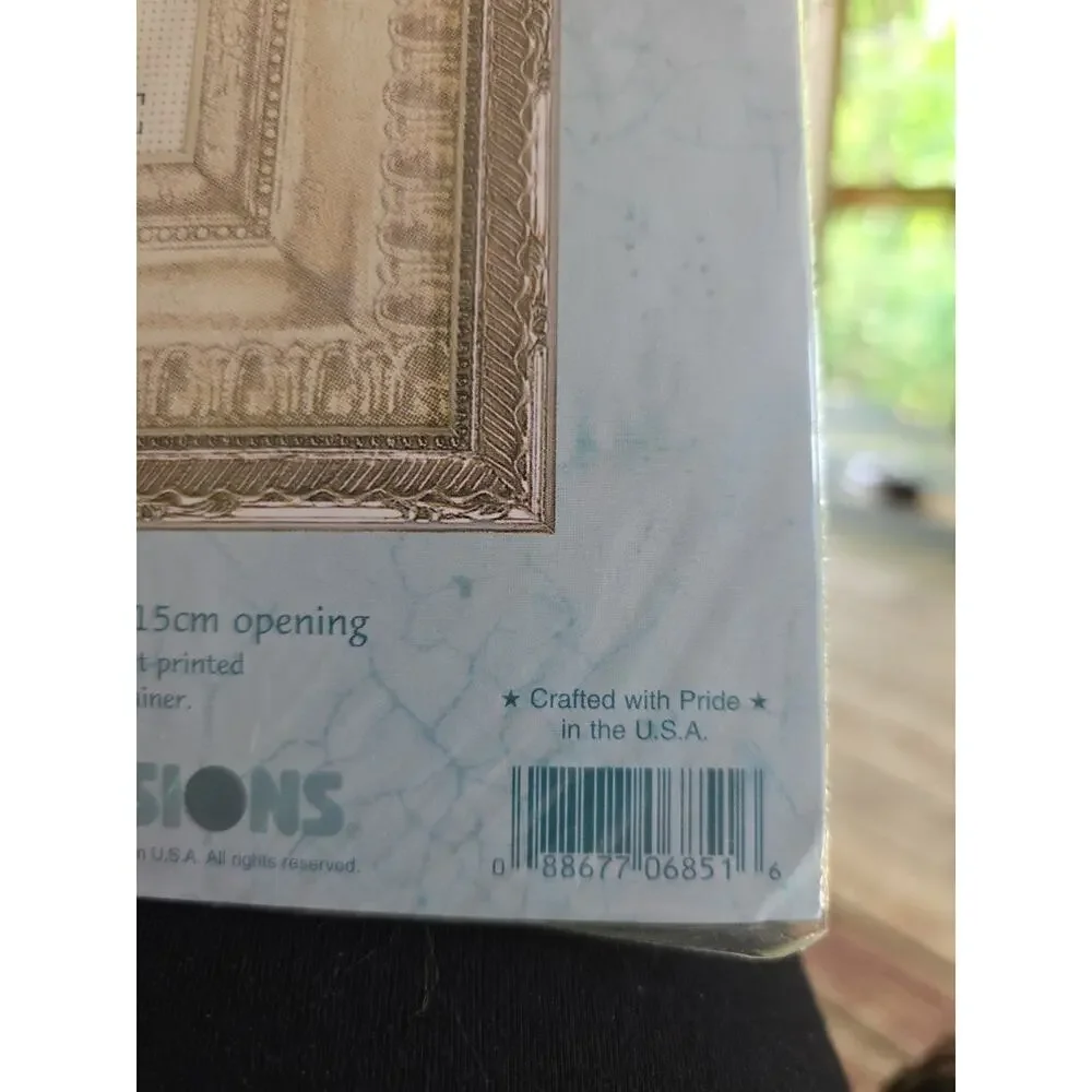 Dimensions Matted Accents Counted Cross Stitch Kit 6851 Topiary Welcome Sealed